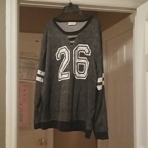 Bobbie Brooks Sweatshirt